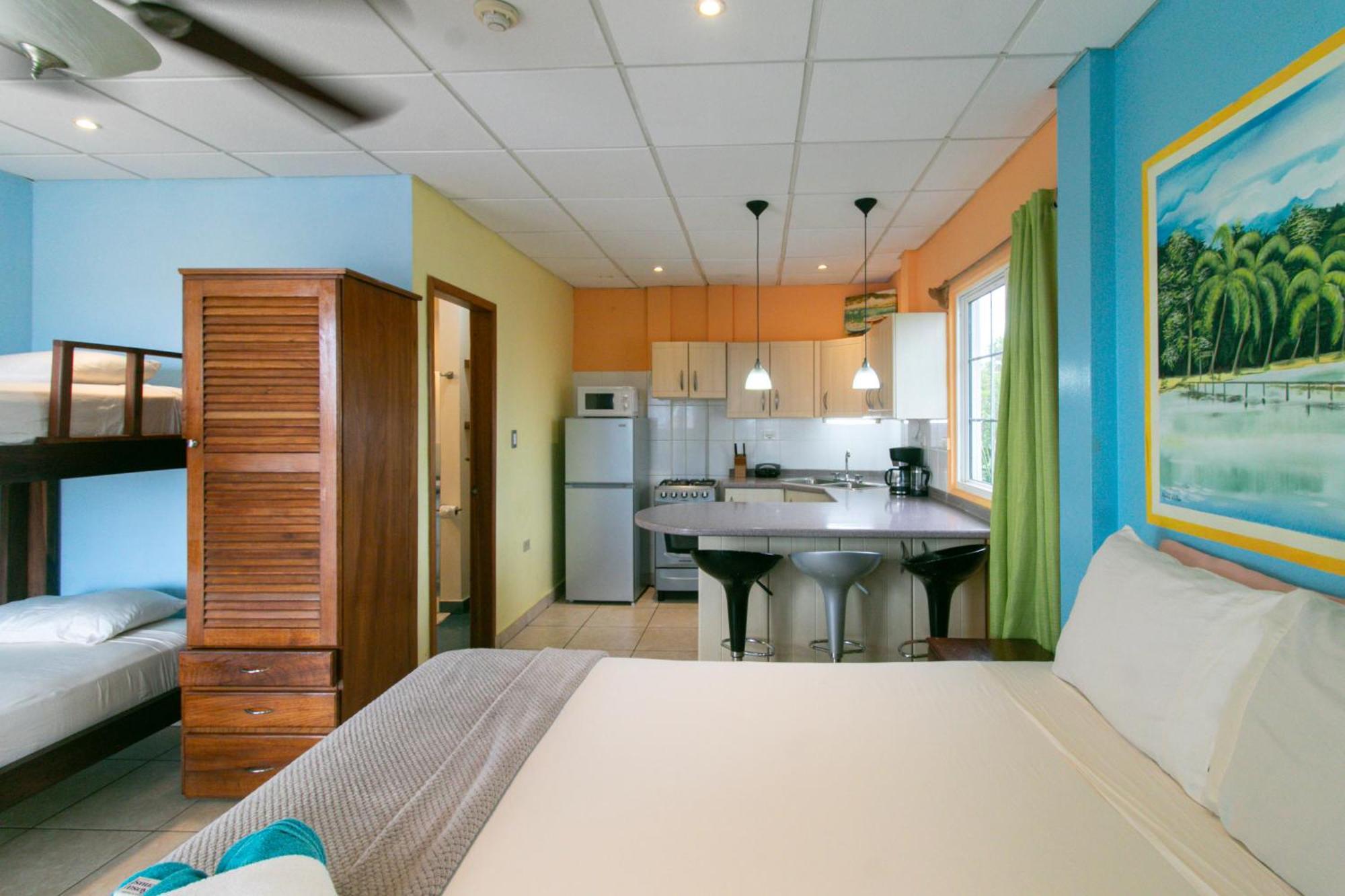 Aqua Point Condos Rentals Bocas Town Exterior foto